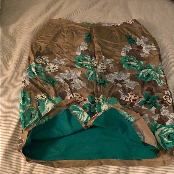 Tulle Floral Pencil Skirt - Picture 5 of 5